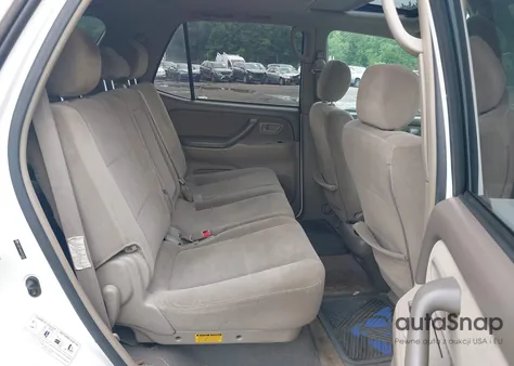 2005 Toyota Sequoia Sr5 V8 from USA, damaged, VIN 5TDBT44A95S255387